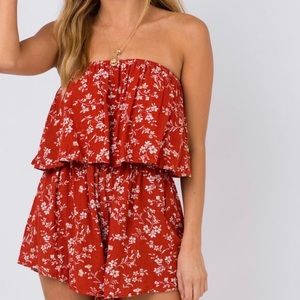 Princess Polly red floral romper. Size 6.